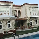 Hotel Monottoman 2*