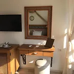 Monottoman Hotel 2*