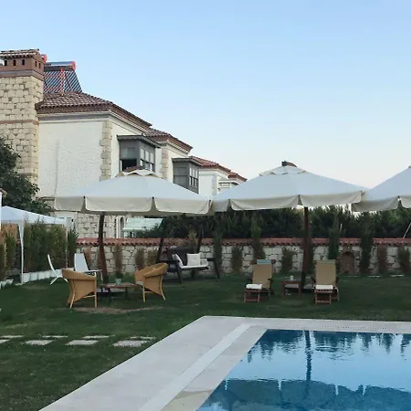 Hotel Monottoman 2*