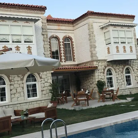 Hotel Monottoman 2*