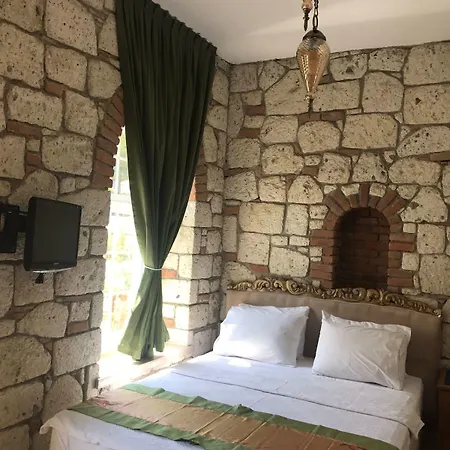 Monottoman Alaçatı