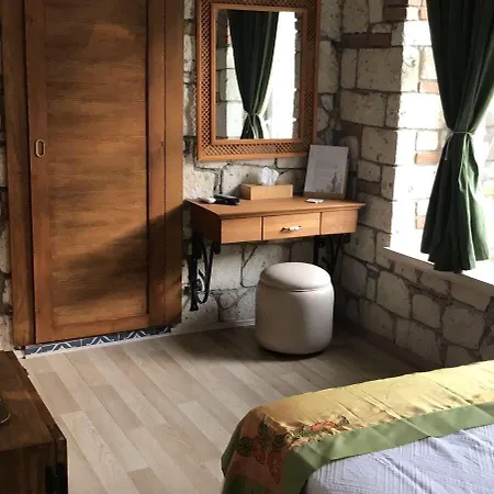 Monottoman Hotell 2*