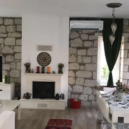 Monottoman Alaçatı