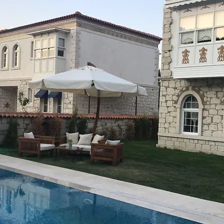 Monottoman Hotell 2*