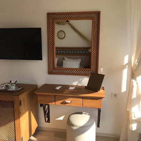 Monottoman Hotell 2*