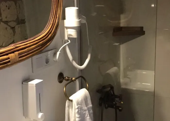 Отель Monottoman 2*